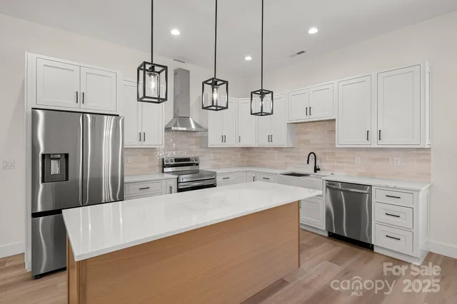 $599,000 | 4 Shytle Lane, Fletcher, NC 28732