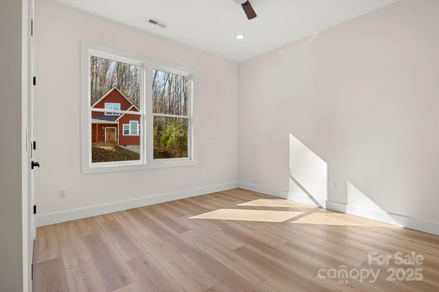 $599,000 | 4 Shytle Lane, Fletcher, NC 28732