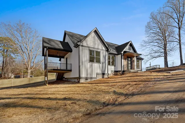 $599,000 | 4 Shytle Lane, Fletcher, NC 28732