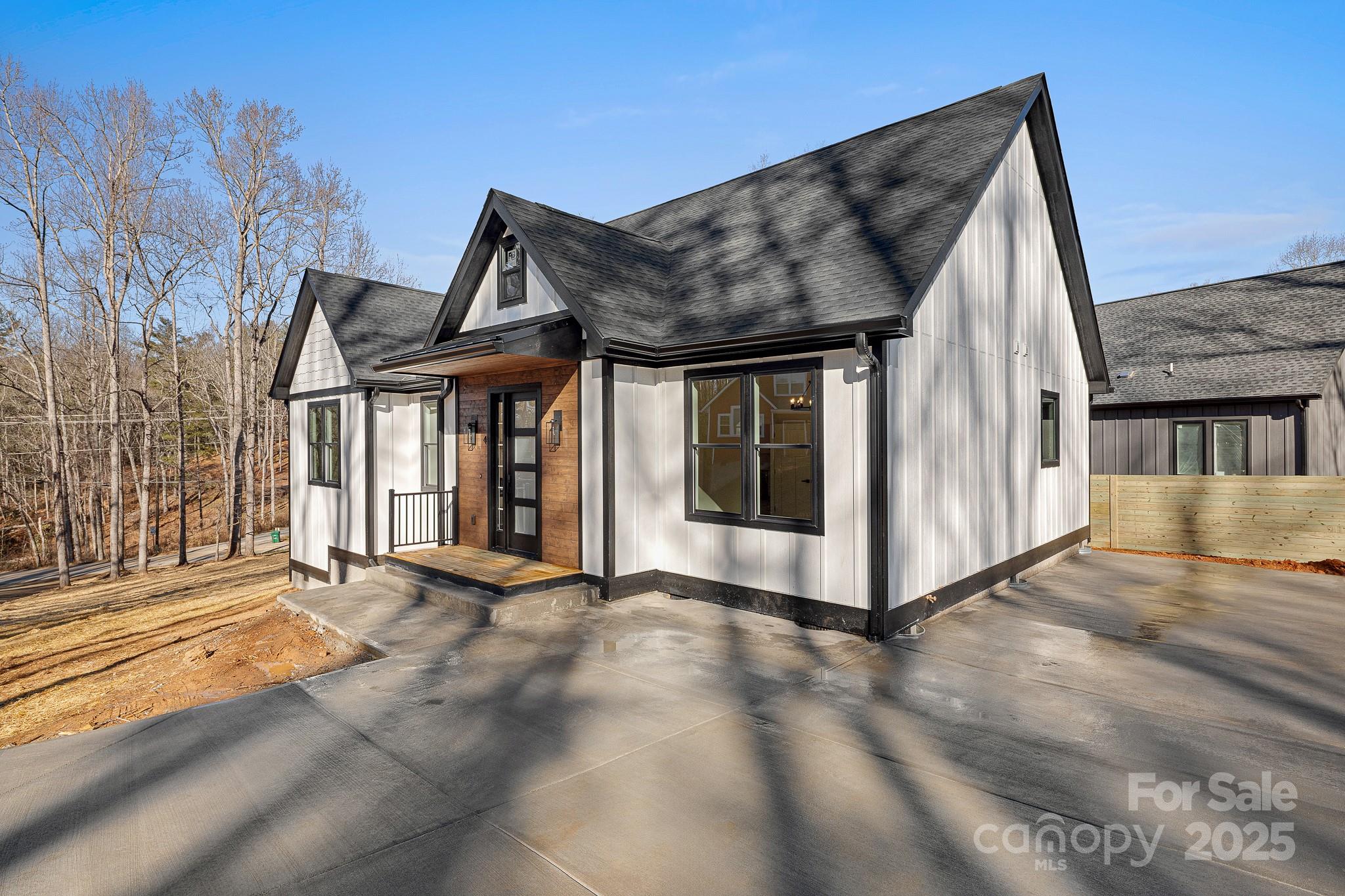 4 Shytle Lane Fletcher, NC 28732 - Photo 9 of 48