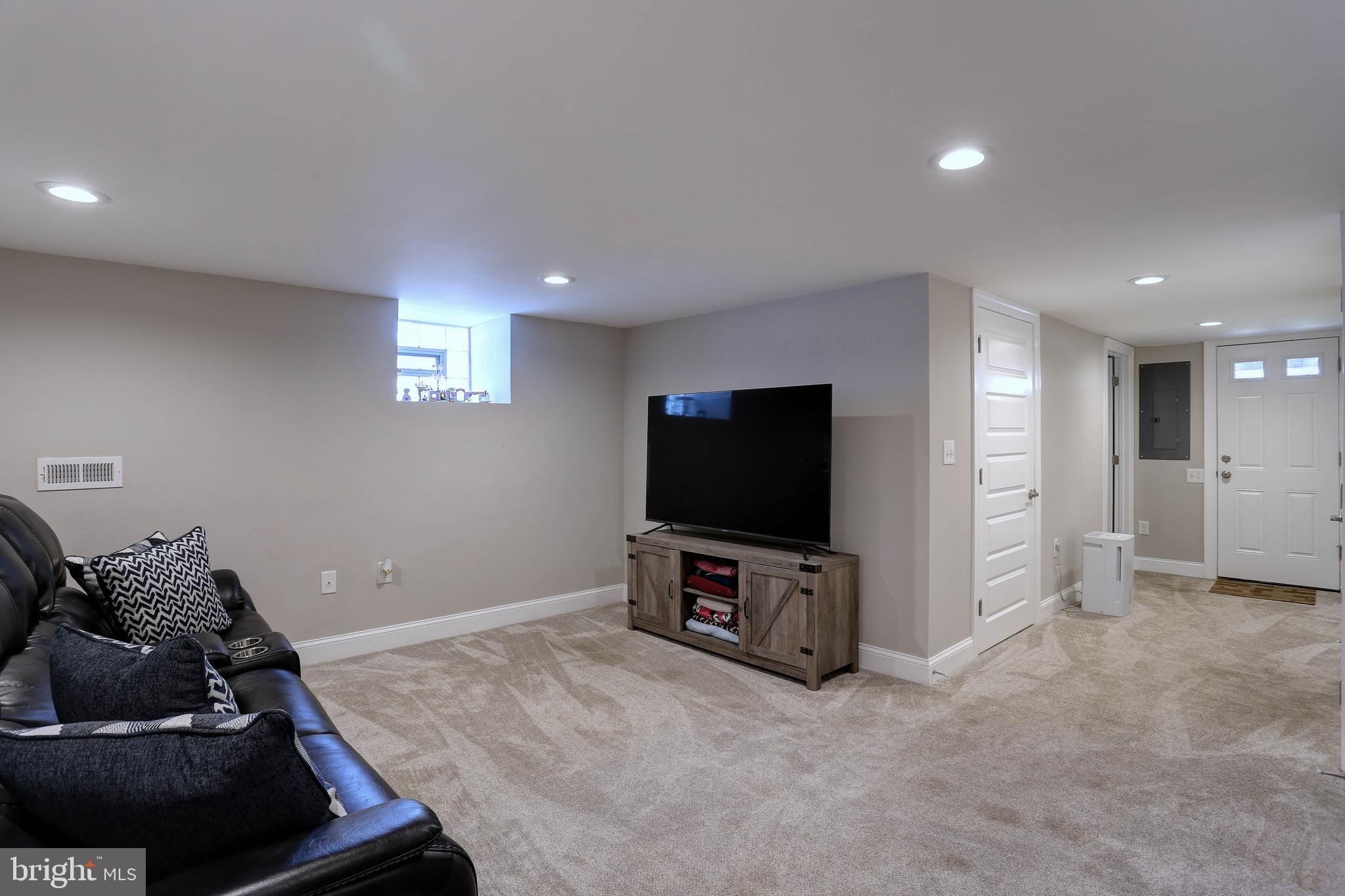 3935 Kimble Road Baltimore, MD 21218 - Photo 26 of 51