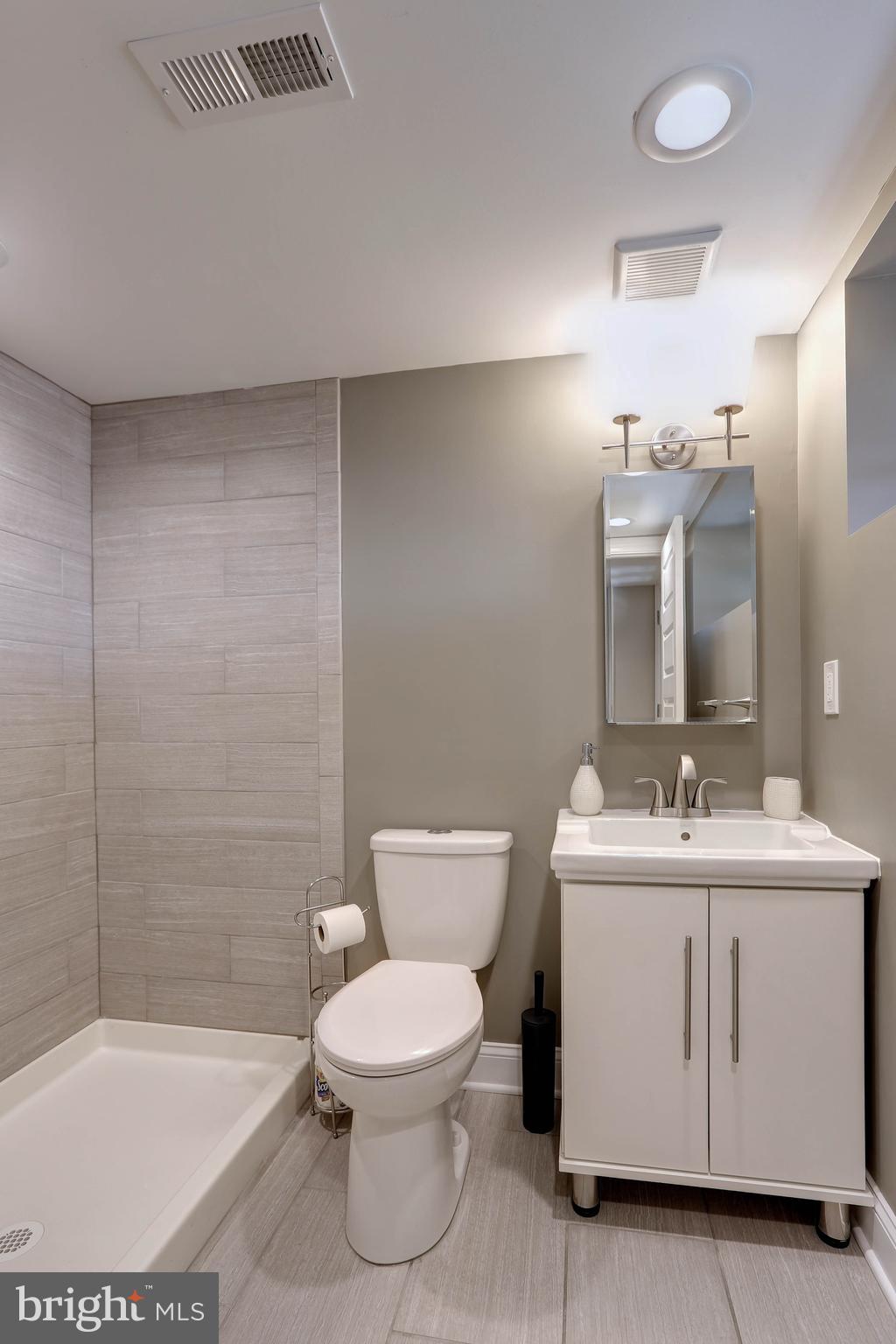 3935 Kimble Road Baltimore, MD 21218 - Photo 28 of 51