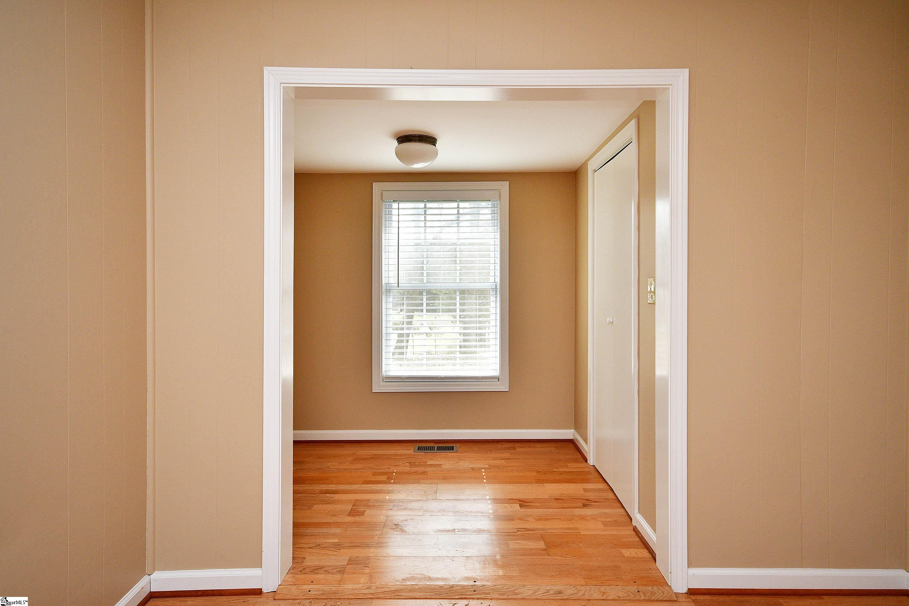 223 Glenwood Road Easley, SC 29640 - Photo 24 of 36 Gallery Image 24