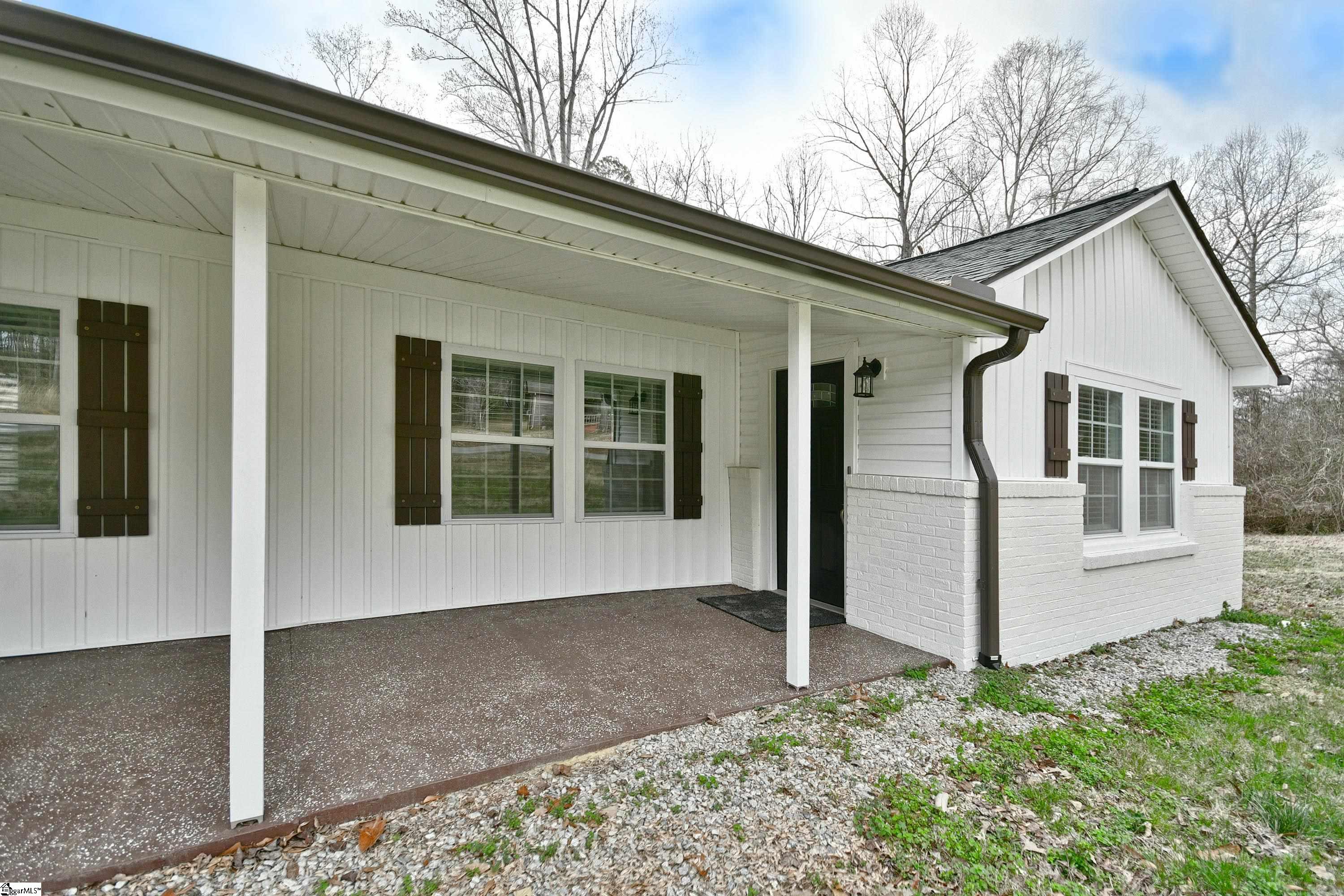 223 Glenwood Road Easley, SC 29640 - Photo 4 of 36 Gallery Image 4
