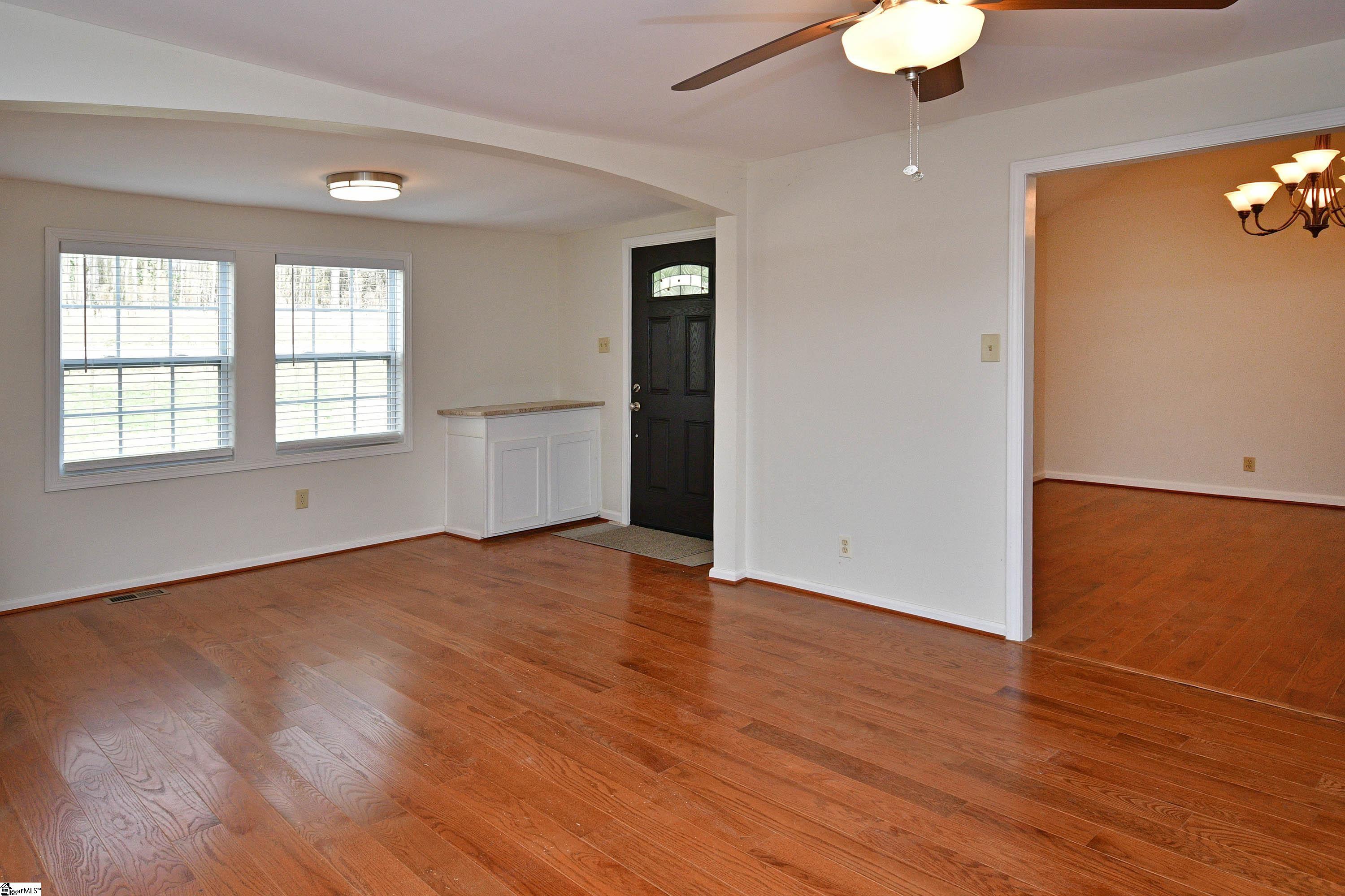 223 Glenwood Road Easley, SC 29640 - Photo 5 of 36 Gallery Image 5