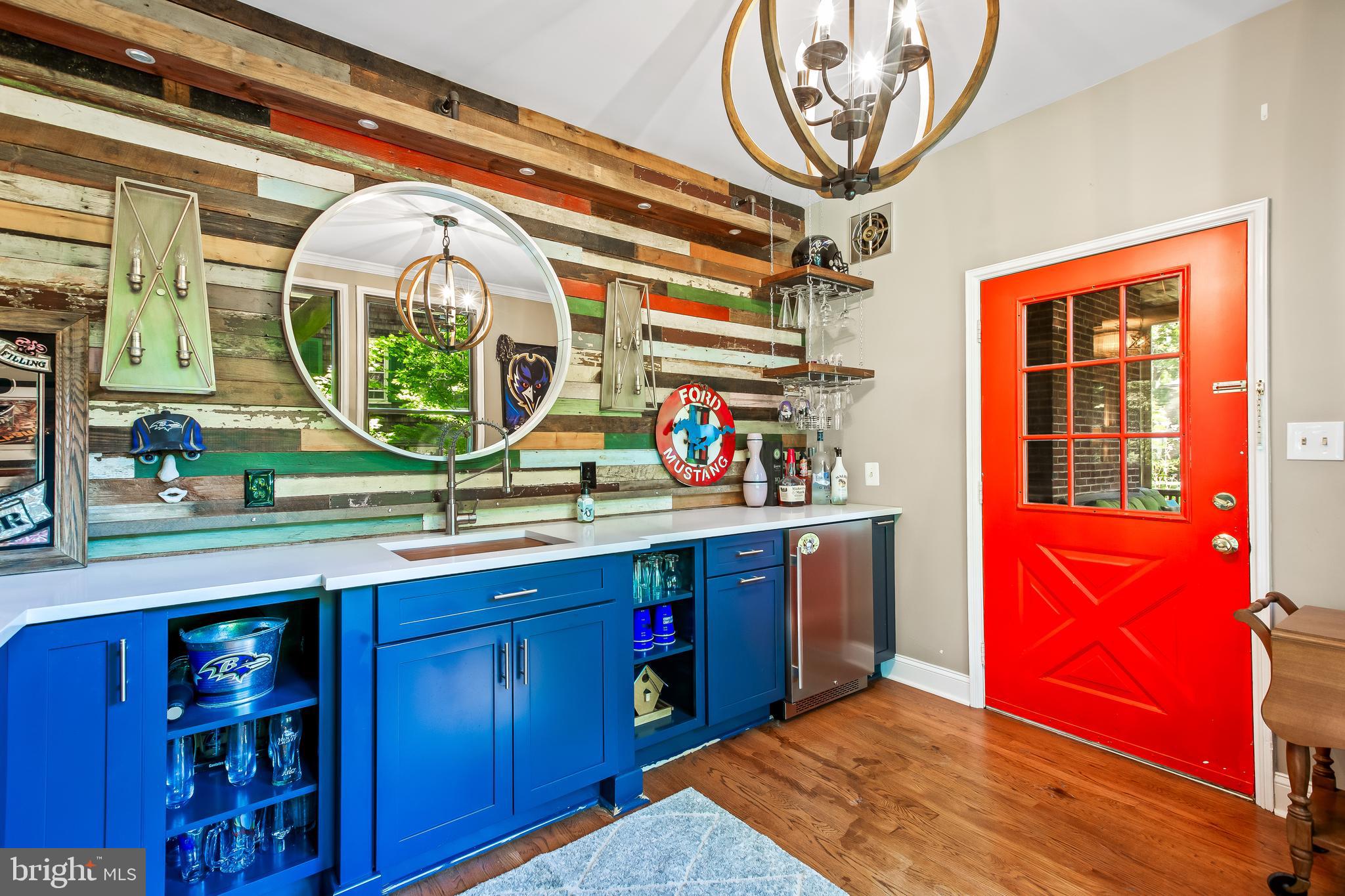 14 Midvale Road Baltimore, MD 21210 - Photo 25 of 91 Bar off family room, could be second kitchen