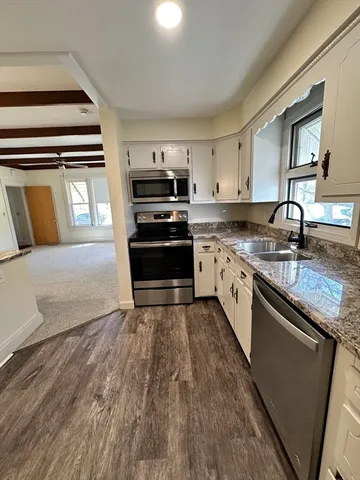 $2,500 | 46 Quinton Avenue, Unit 1, Attleboro, MA 02703