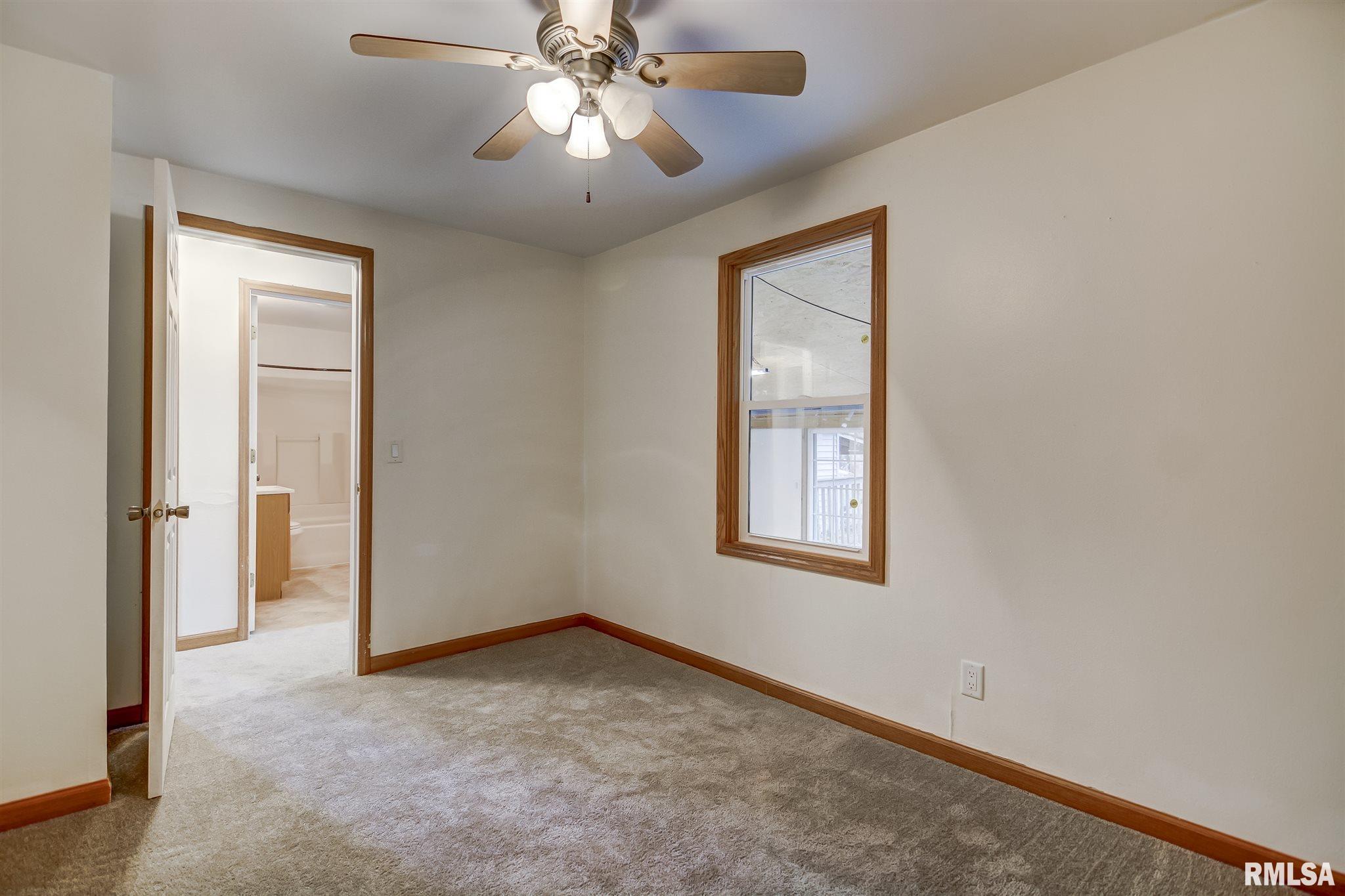 2112 East Hood Street Springfield, IL 62703 - Photo 31 of 42