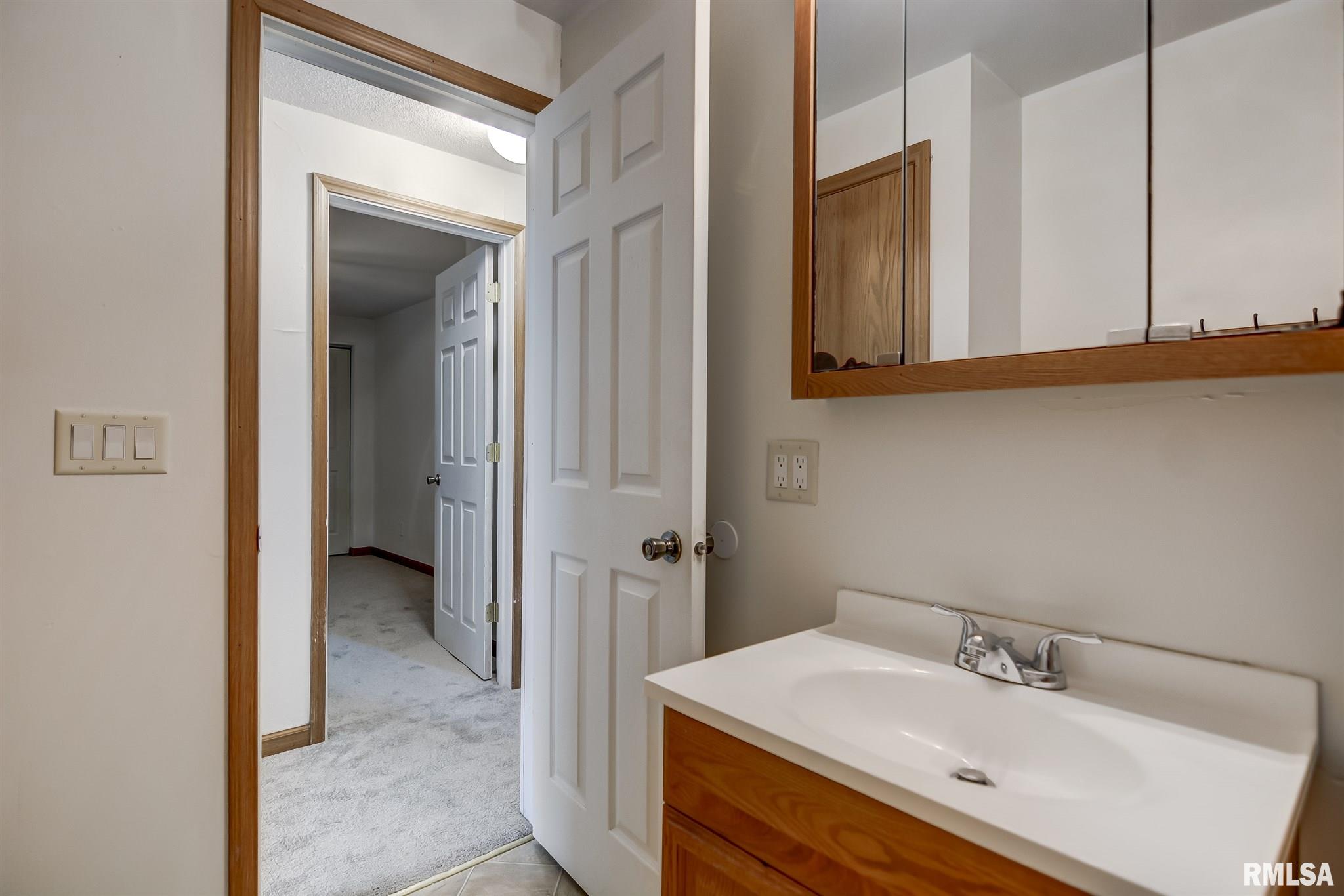 2112 East Hood Street Springfield, IL 62703 - Photo 36 of 42