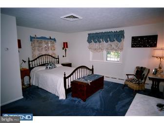 3 Mansfield Road Ewing, NJ 08628 - Photo 11 of 12 Bedroom - Main