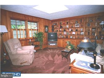 3 Mansfield Road Ewing, NJ 08628 - Photo 9 of 12 Family Room