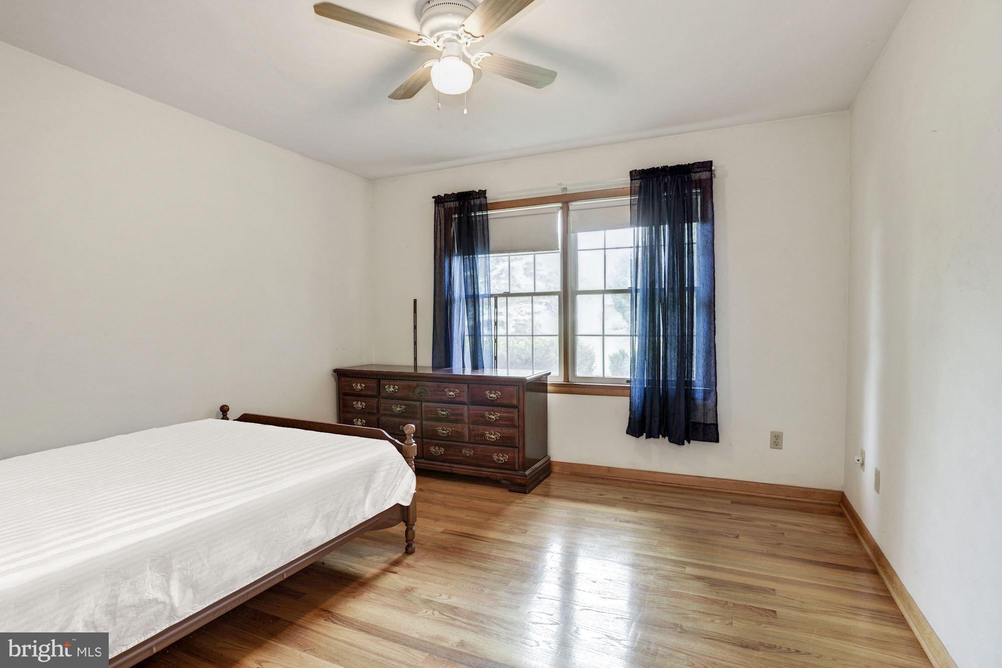 327 Roberts Mill Road Taneytown, MD 21787 - Photo 19 of 25 Bedroom | Hardwood Floors