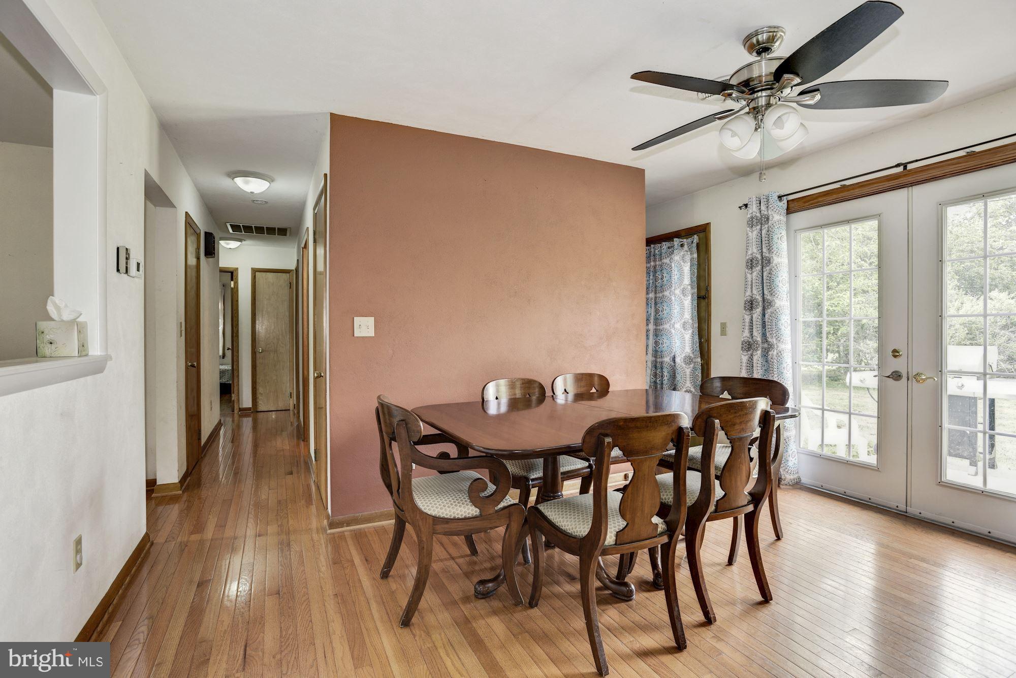 327 Roberts Mill Road Taneytown, MD 21787 - Photo 6 of 25 Breakfast Room | Hardwood Floors