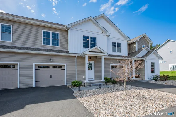 $409,800 | 29 Covey Road, Unit 21, Burlington, CT 06013