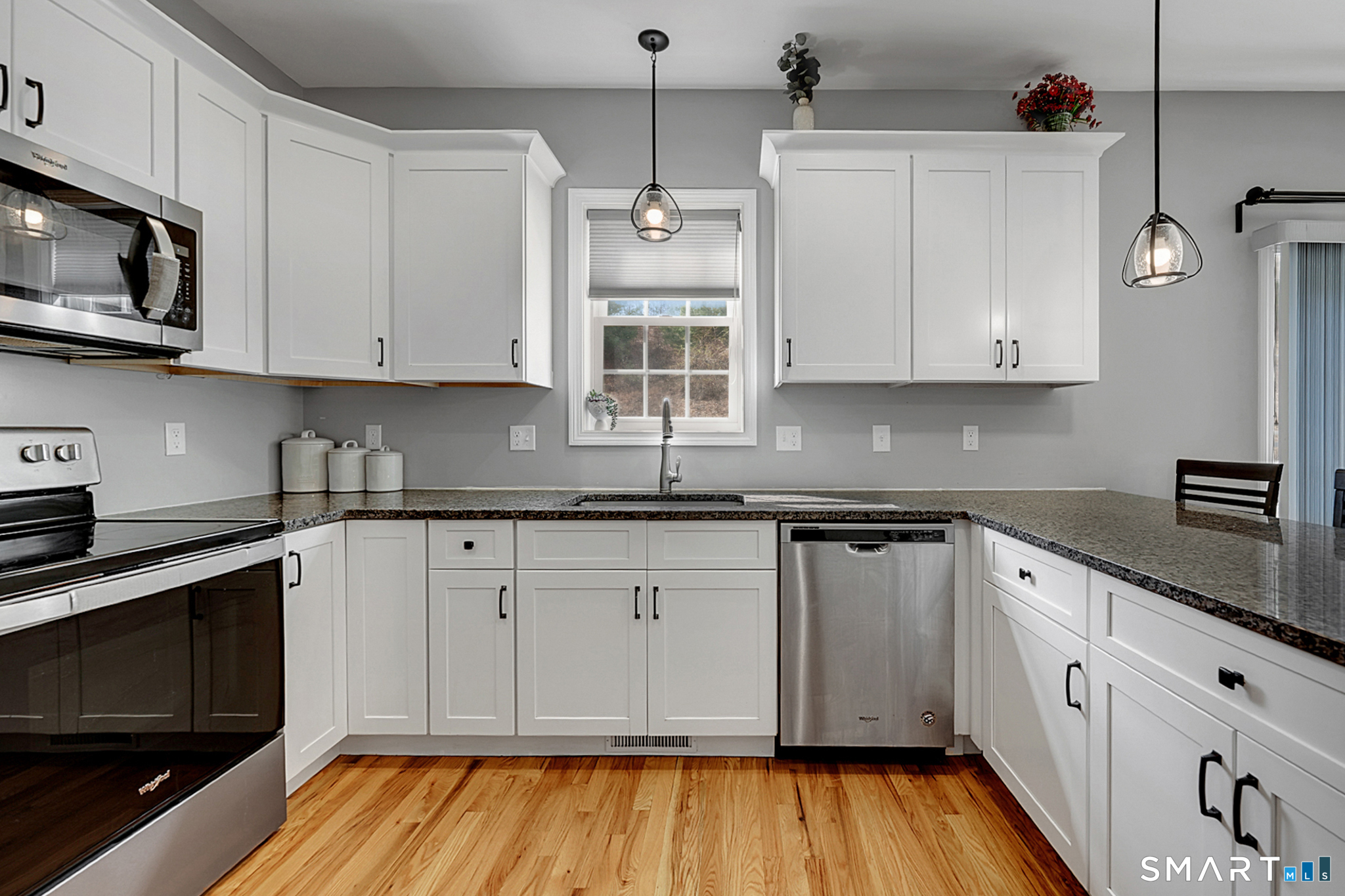 29 Covey Road, Unit 21 Burlington, CT 06013 - Photo 7 of 29