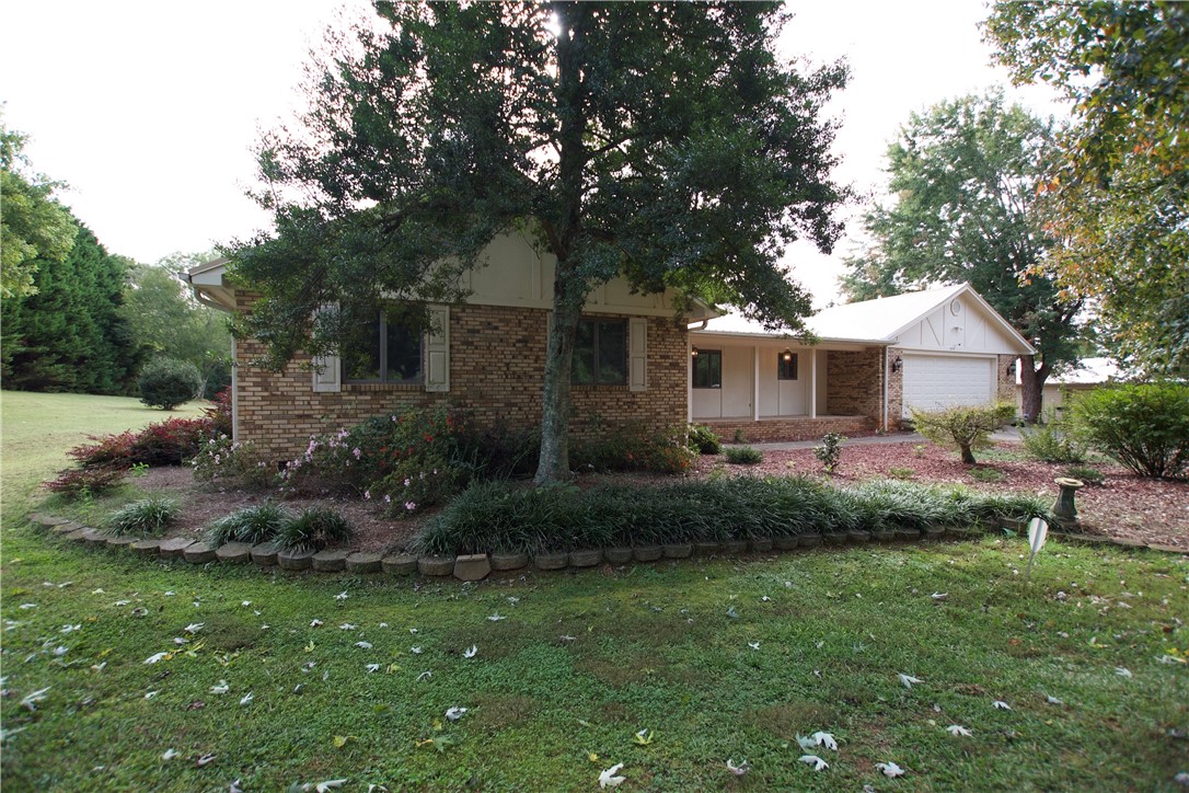 225 Crooks Road Seneca, SC 29678 - Photo 1 of 30 Gallery Image 1