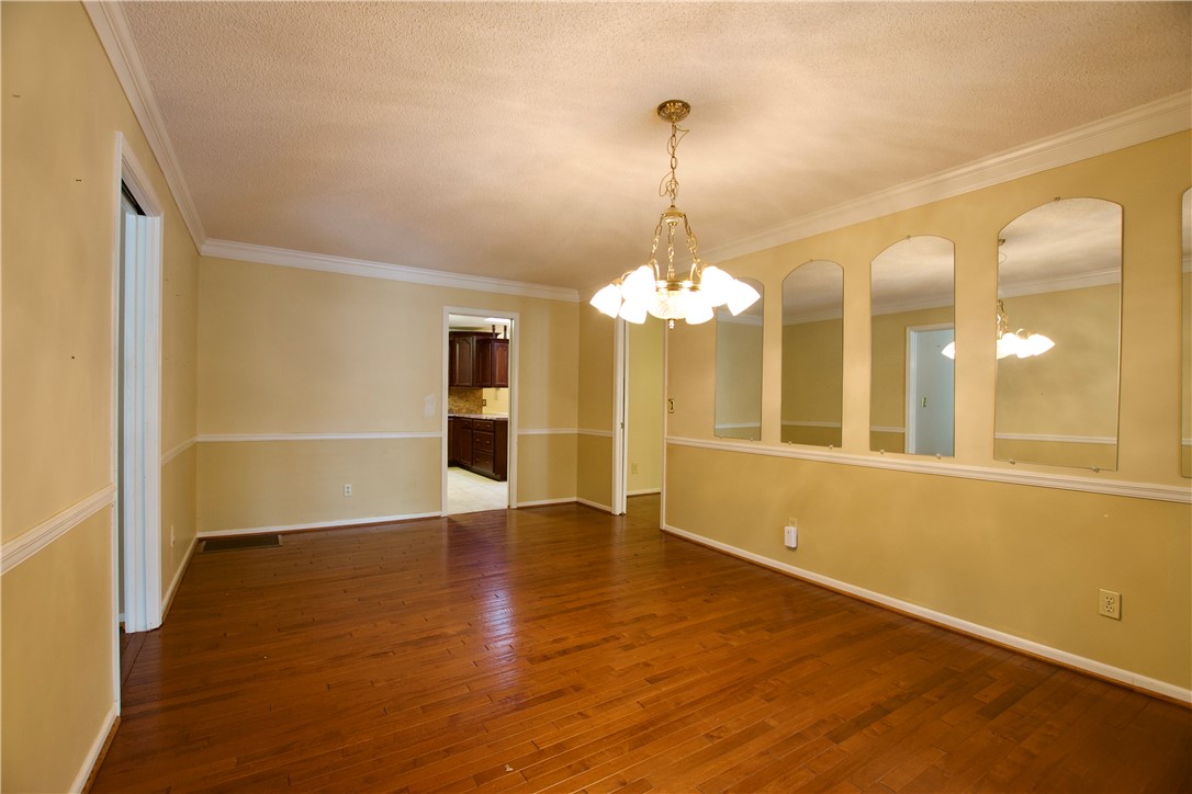 225 Crooks Road Seneca, SC 29678 - Photo 18 of 30 Gallery Image 18