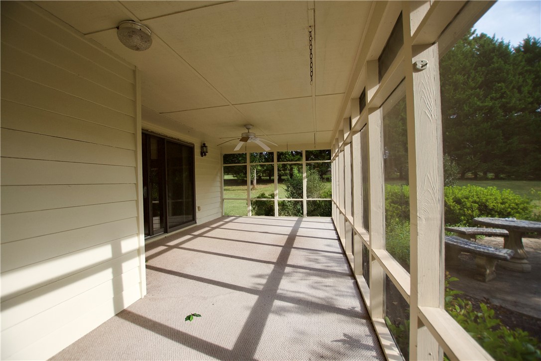 225 Crooks Road Seneca, SC 29678 - Photo 21 of 30 Gallery Image 21