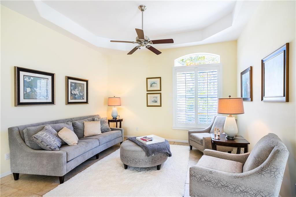 23 East High Point Road Stuart, FL 34996 - Photo 4 of 27 Gallery Image 4