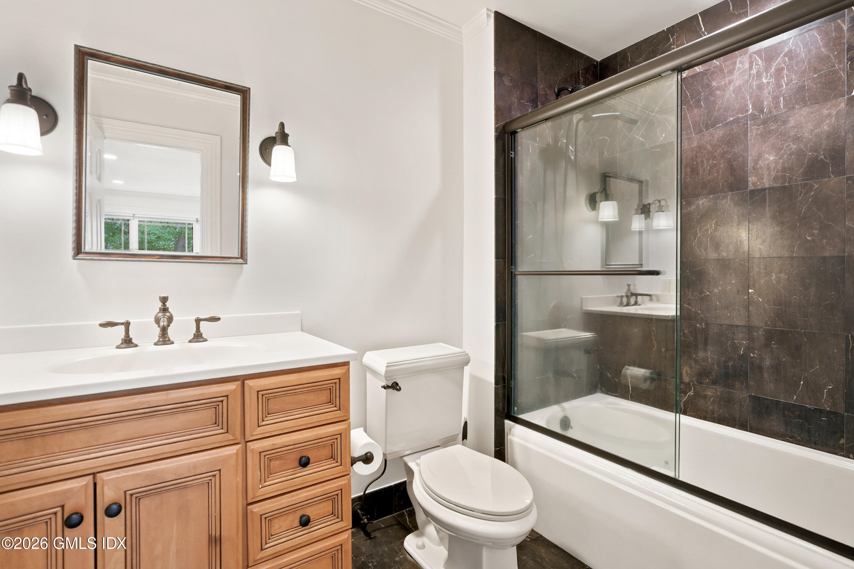 35 Wilshire Road Greenwich, CT 06831 - Photo 16 of 32 DSC03036_1