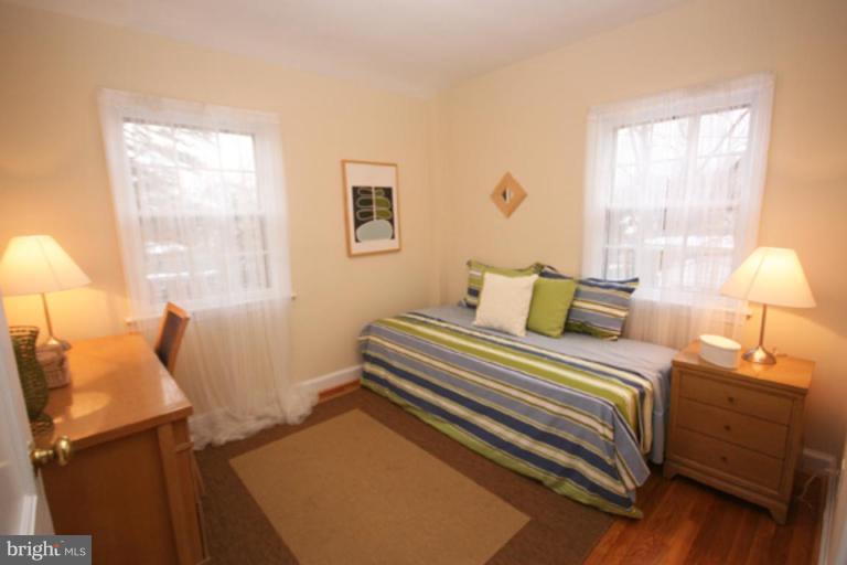 9511 Saybrook Avenue Silver Spring, MD 20901 - Photo 3 of 27 Bedroom #3