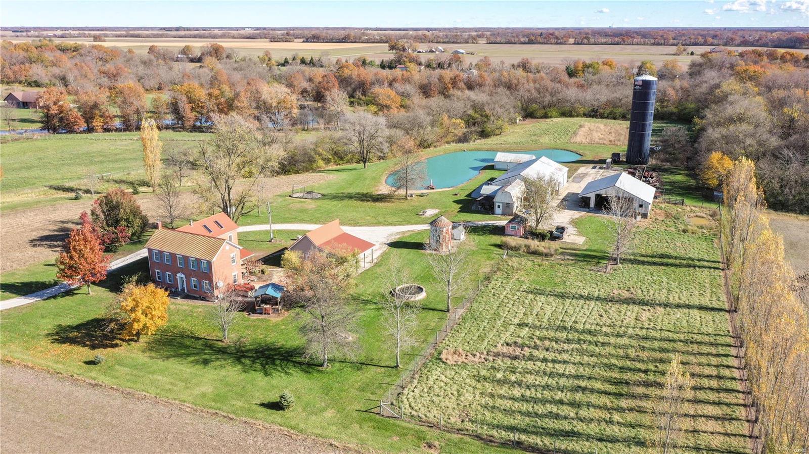 22663 Tall Timber Road Mount Olive, IL 62069 - Photo 2 of 97
