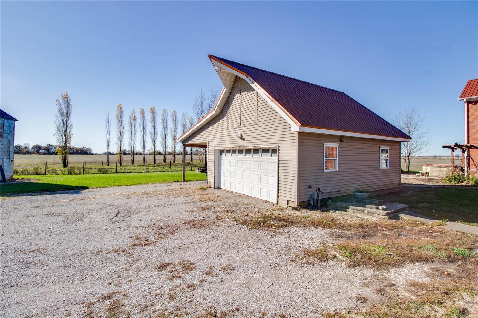 22663 Tall Timber Road Mount Olive, IL 62069 - Photo 57 of 97