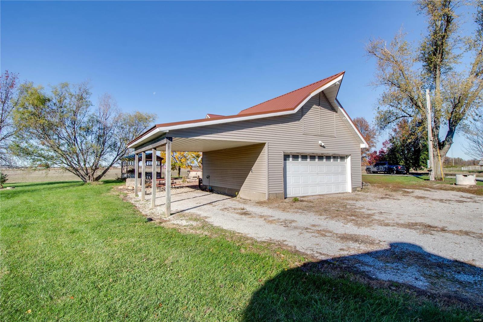 22663 Tall Timber Road Mount Olive, IL 62069 - Photo 58 of 97