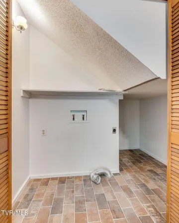 $239,900 | 1175 Pebble Drive, Unit 1175, Bristol, VA 24201