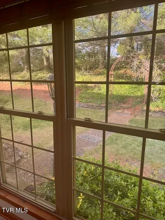 $239,900 | 1175 Pebble Drive, Unit 1175, Bristol, VA 24201