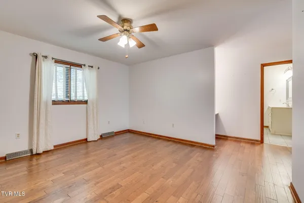 $239,900 | 1175 Pebble Drive, Unit 1175, Bristol, VA 24201