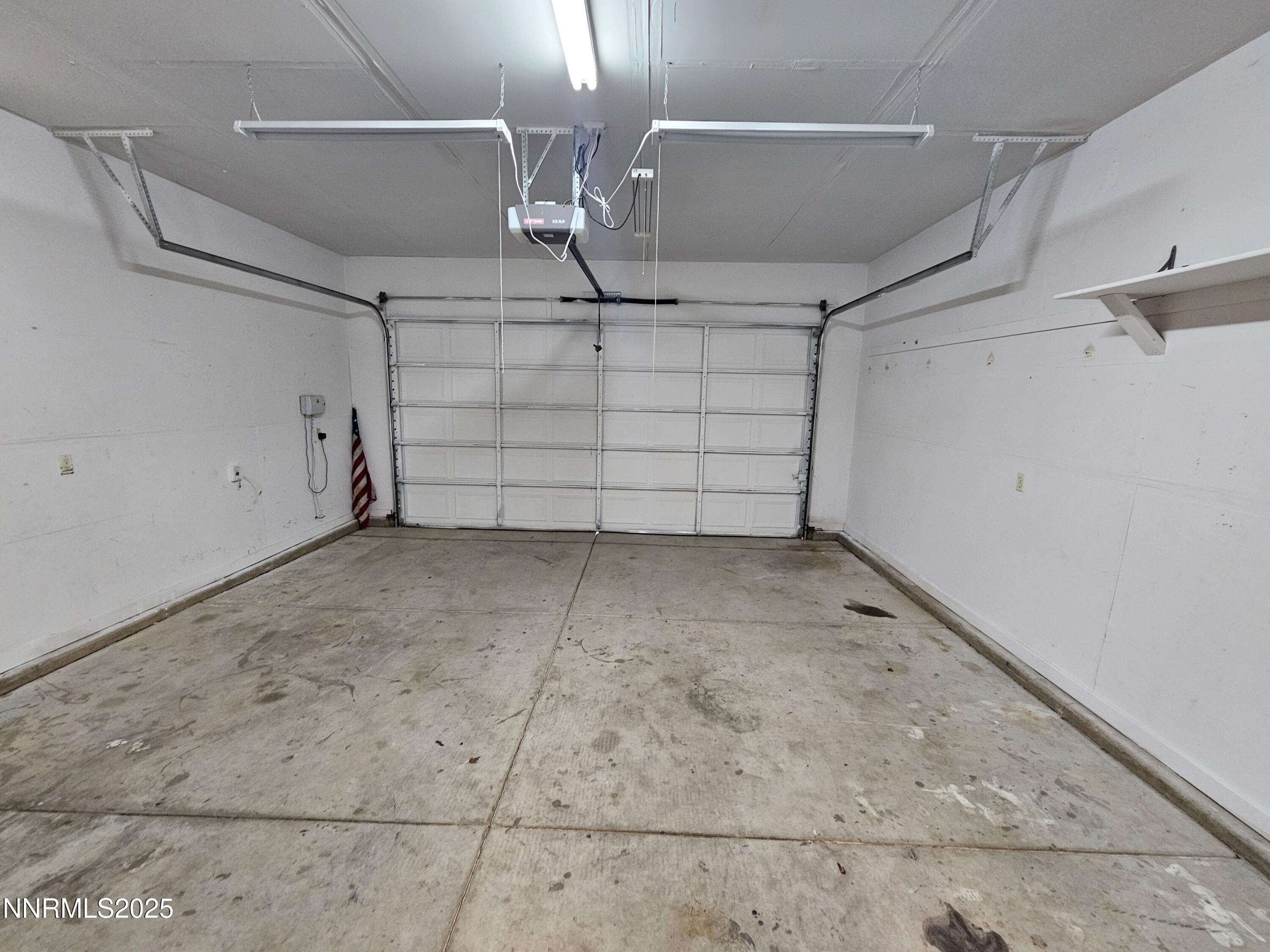 7698 Quarry Rock Court Reno, NV 89506 - Photo 25 of 33 a view of a garage