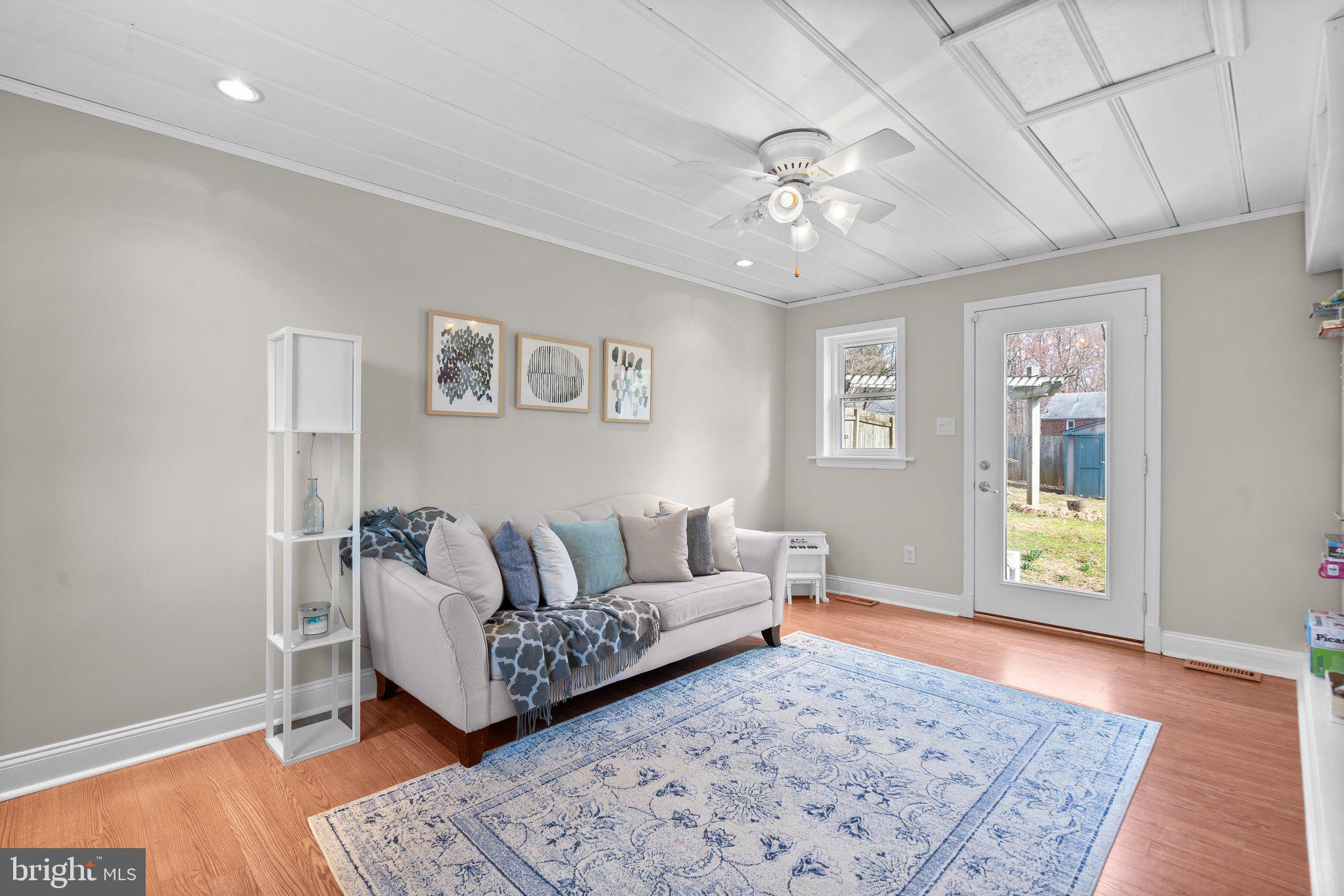 10015 Sidney Road Silver Spring, MD 20901 - Photo 5 of 28