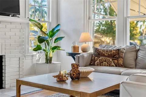 $790,000 | 2101 Burlington Avenue North, St. Petersburg, FL 33713