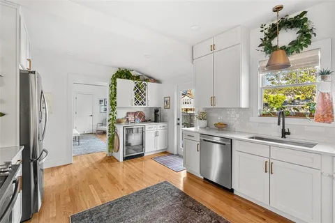 $790,000 | 2101 Burlington Avenue North, St. Petersburg, FL 33713