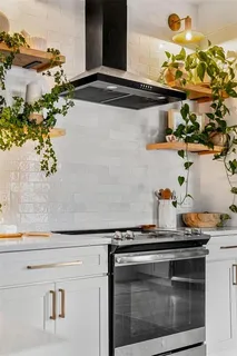 $790,000 | 2101 Burlington Avenue North, St. Petersburg, FL 33713