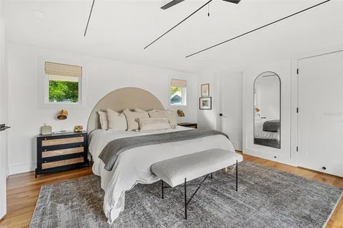 $790,000 | 2101 Burlington Avenue North, St. Petersburg, FL 33713