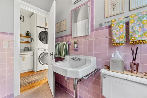 $790,000 | 2101 Burlington Avenue North, St. Petersburg, FL 33713