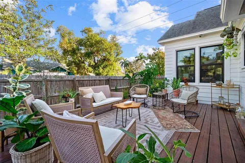 $790,000 | 2101 Burlington Avenue North, St. Petersburg, FL 33713