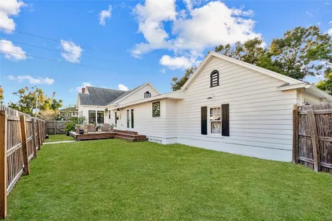 $790,000 | 2101 Burlington Avenue North, St. Petersburg, FL 33713