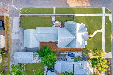 $790,000 | 2101 Burlington Avenue North, St. Petersburg, FL 33713