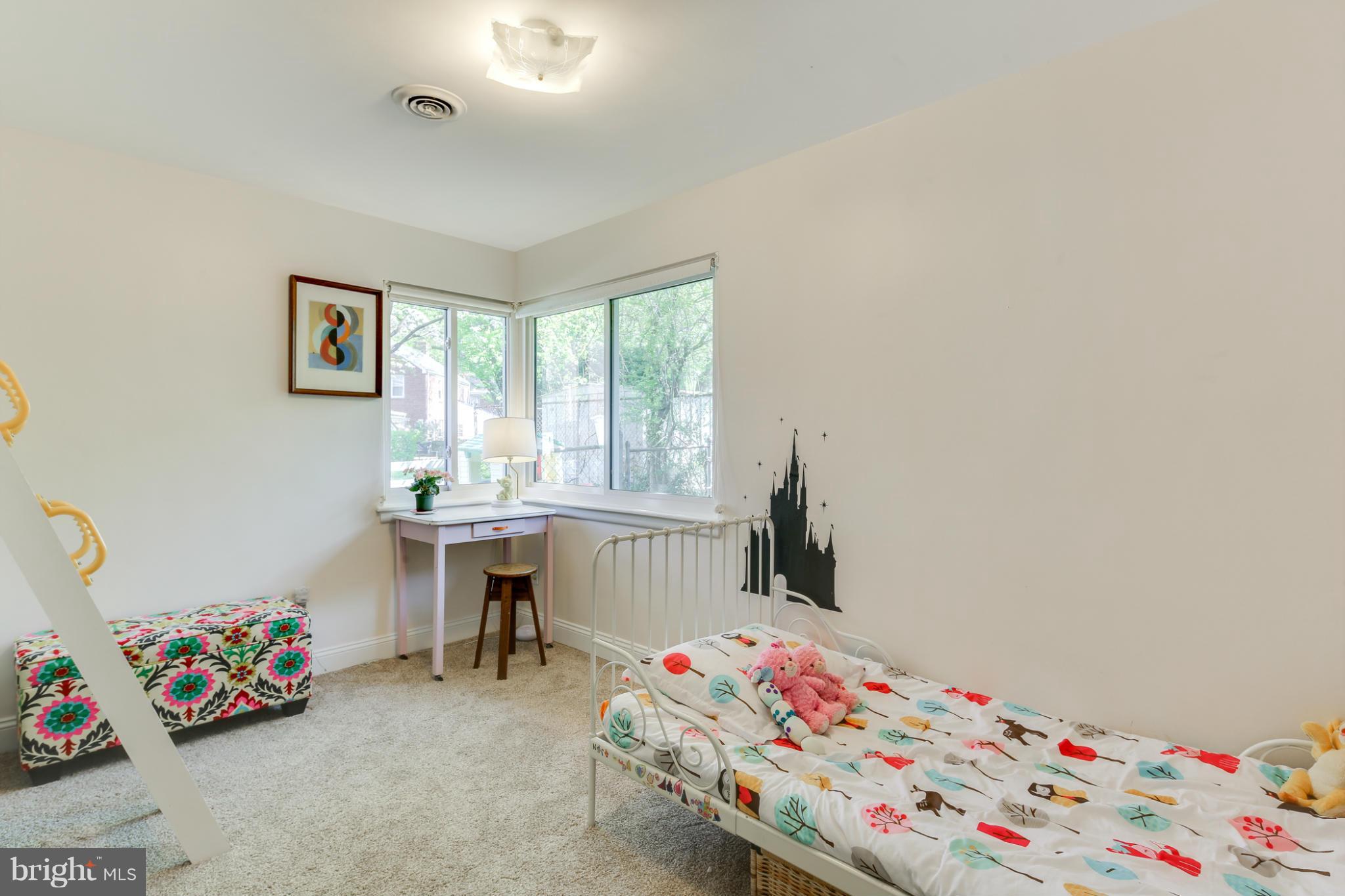 1539 Roxanna Road Northwest Washington, DC 20012 - Photo 22 of 30 Bedroom