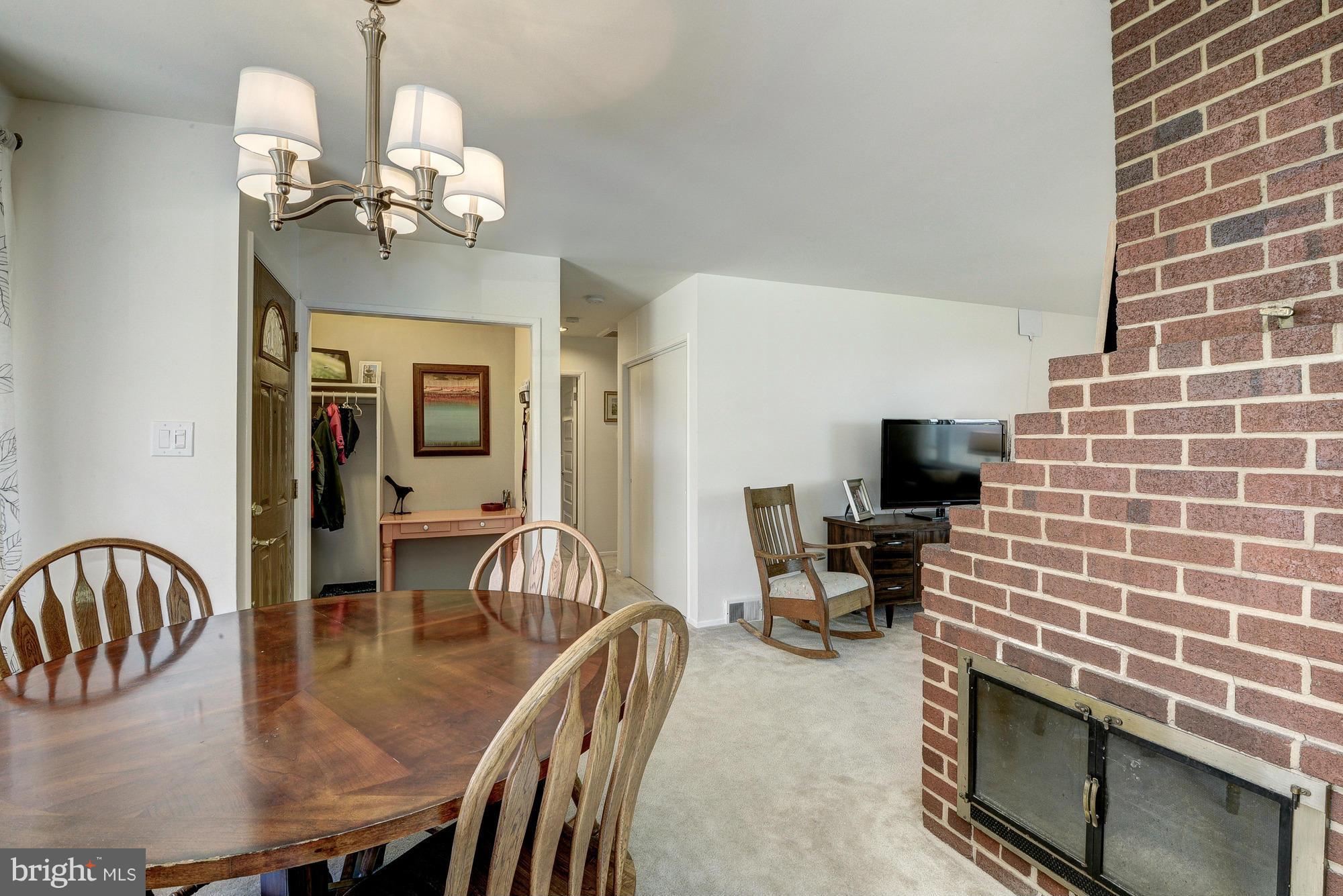 7418 Farnum Street Springfield, VA 22151 - Photo 3 of 30 Dining Room