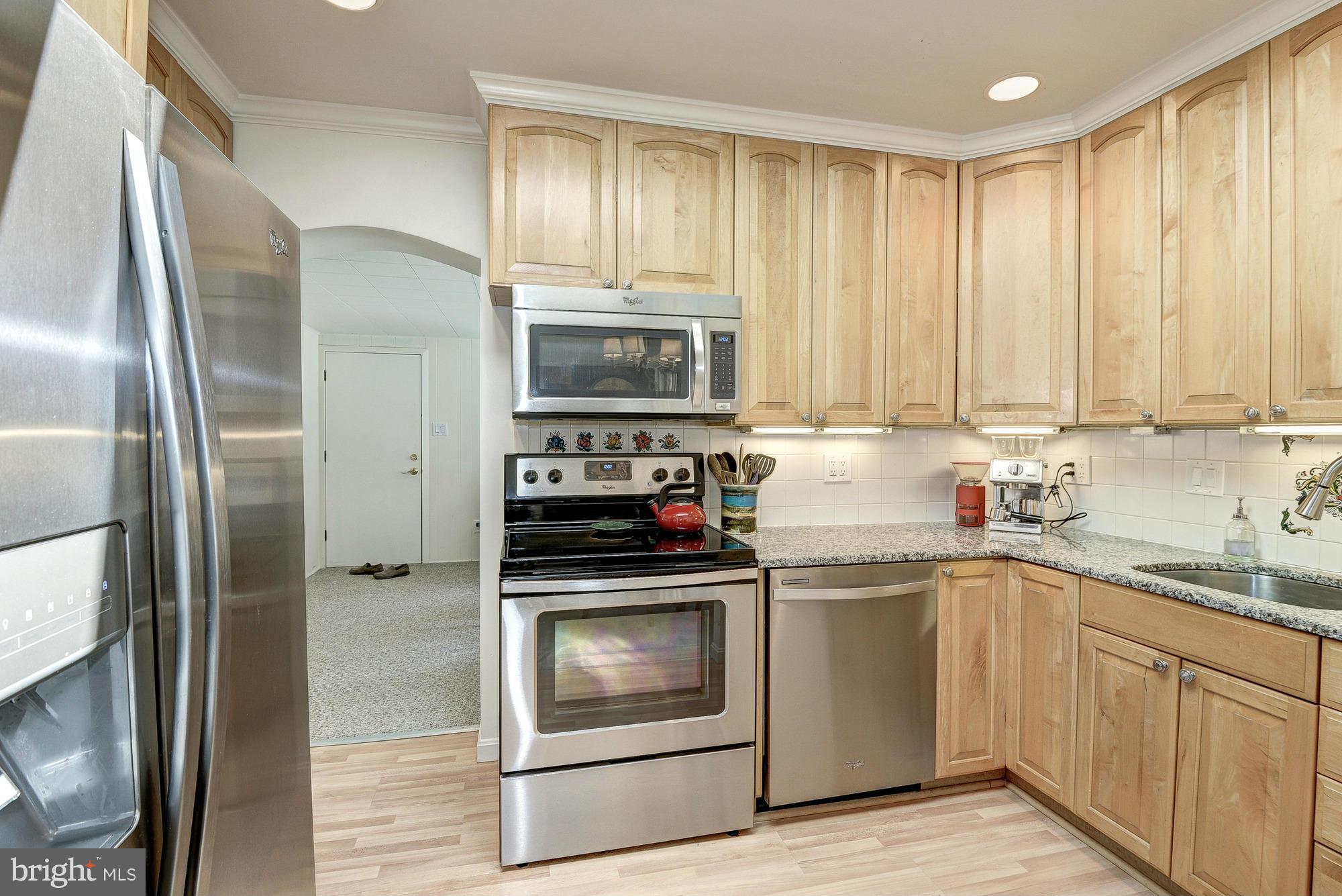 7418 Farnum Street Springfield, VA 22151 - Photo 5 of 30 Renovated Kitchen