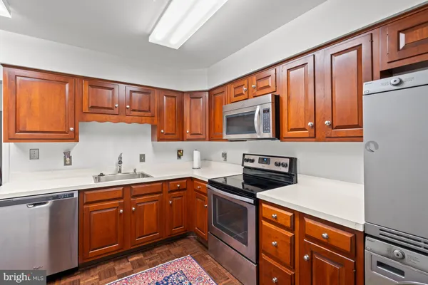 $549,000 | 8101 Connecticut Avenue, Unit C708, Chevy Chase, MD 20815