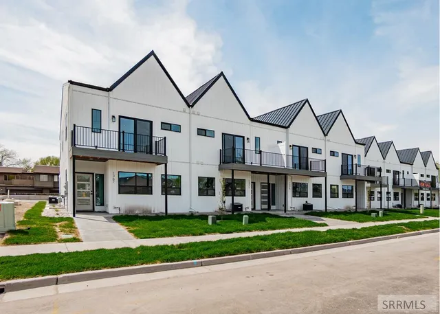 $369,900 | 1375 Latah Avenue, Idaho Falls, ID 83402