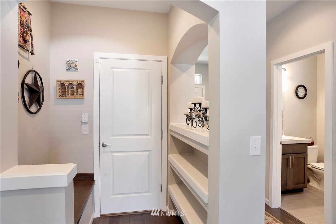 16323 5th Avenue Southeast Bothell, WA 98012 - Photo 12 of 24 Gallery Image 12