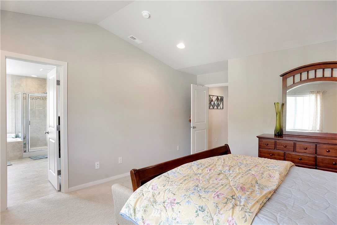 16323 5th Avenue Southeast Bothell, WA 98012 - Photo 15 of 24 Gallery Image 15