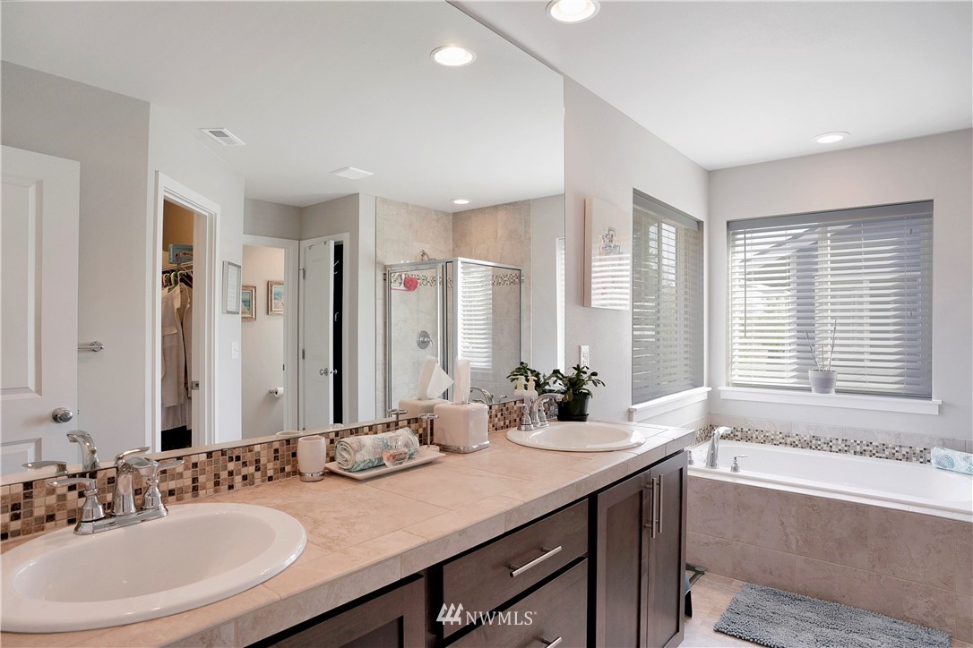 16323 5th Avenue Southeast Bothell, WA 98012 - Photo 16 of 24 Gallery Image 16