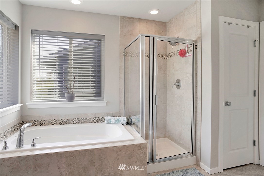 16323 5th Avenue Southeast Bothell, WA 98012 - Photo 18 of 24 Gallery Image 18